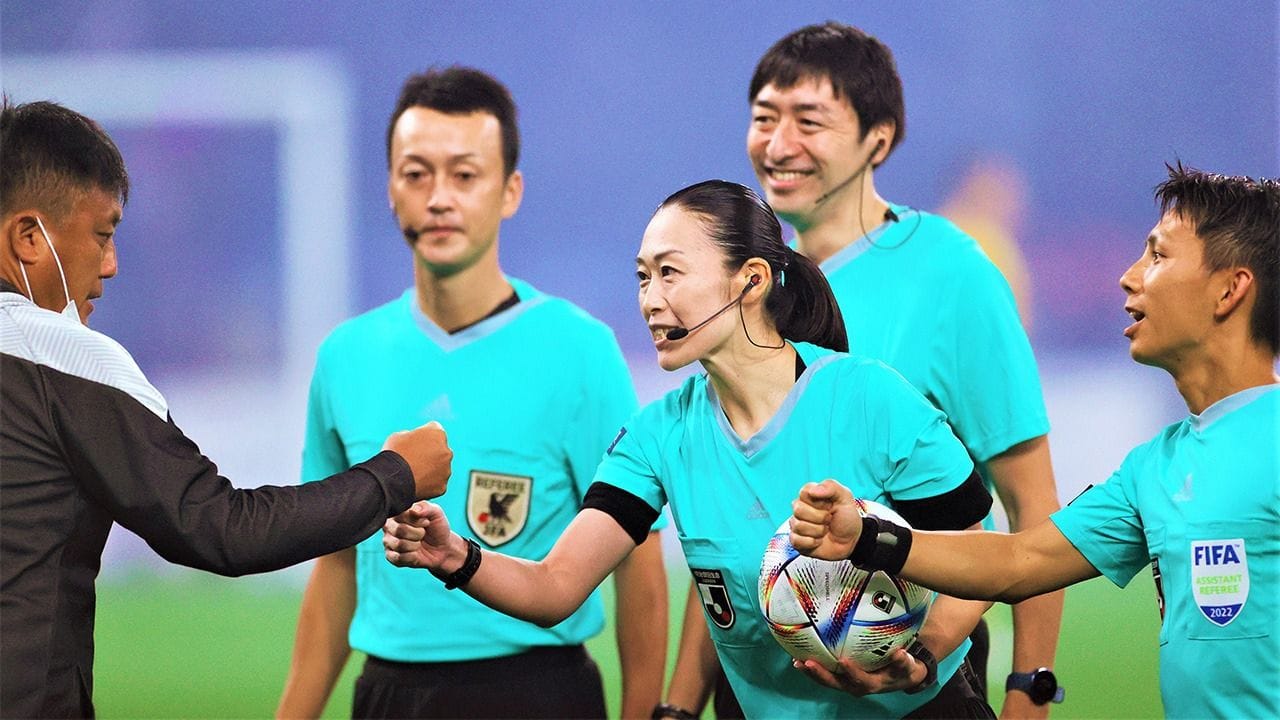 كأس آسيا.. اليابانية ياماشيتا أول امرأة تدير مباراة في البطولة
