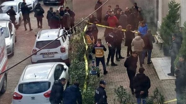 ملثمان يهاجمان كنيسة في إسطنبول.. ومقتل شخص