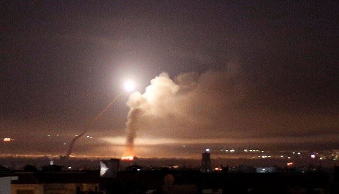 المرصد السوري: إسرائيل قصفت مواقع لحزب الله في سوريا