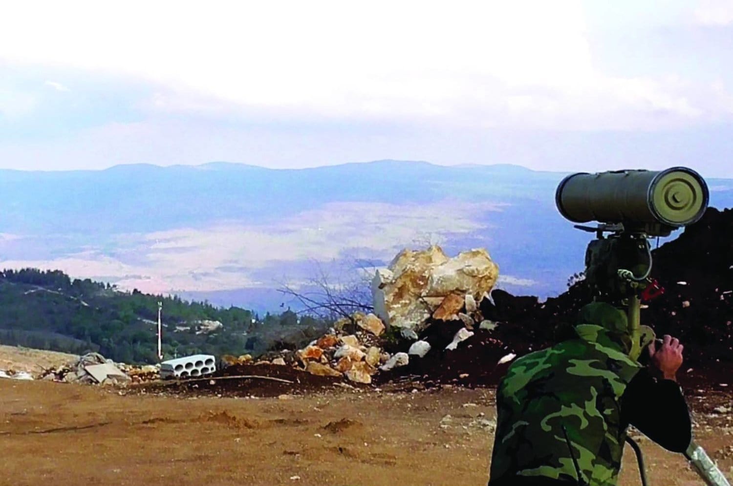 رداً على ضربة شرق لبنان.. حزب الله يطلق 60 صاروخاً على الجولان