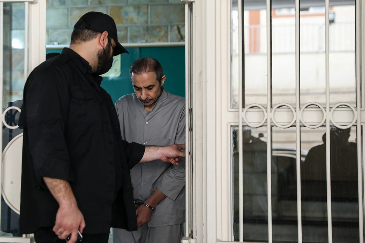 طهران تؤيد الحكم بالسجن لمدة 5 سنوات بحق مواطن سويدي إيراني