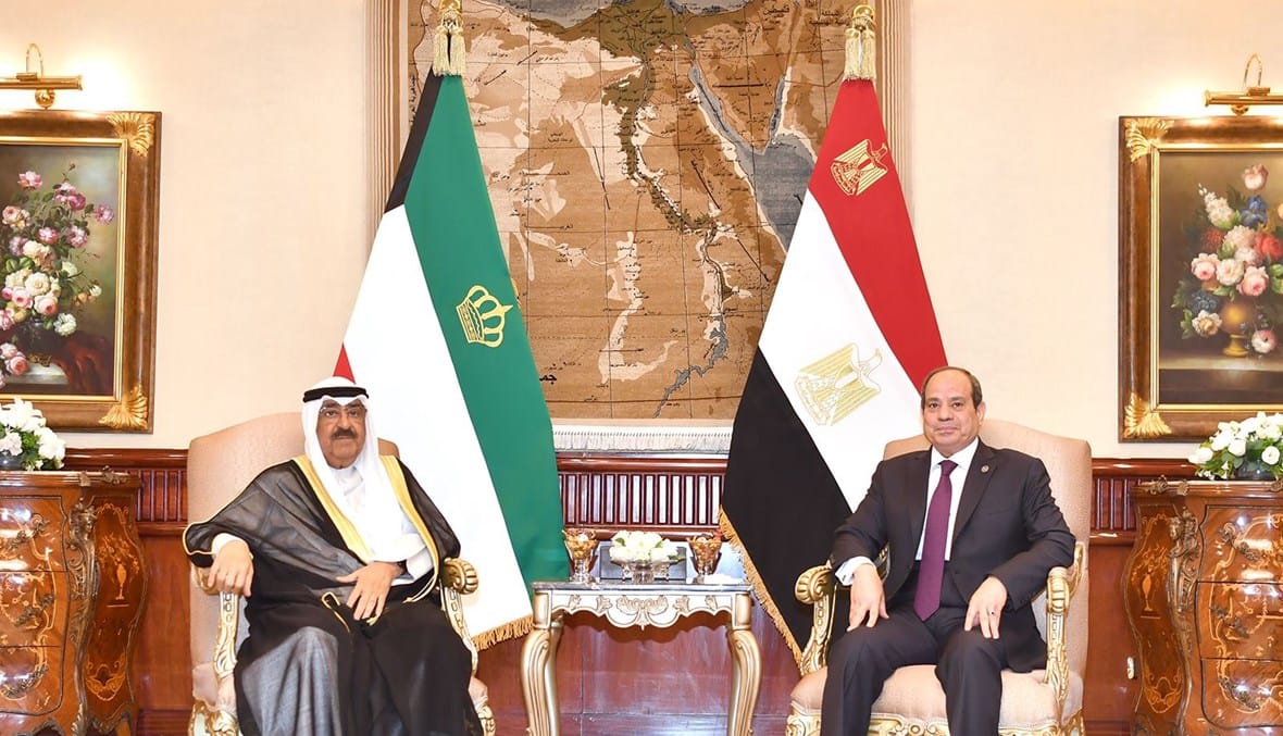 أمير الكويت يزور مصر للمرة الأولى منذ توليه منصبه
