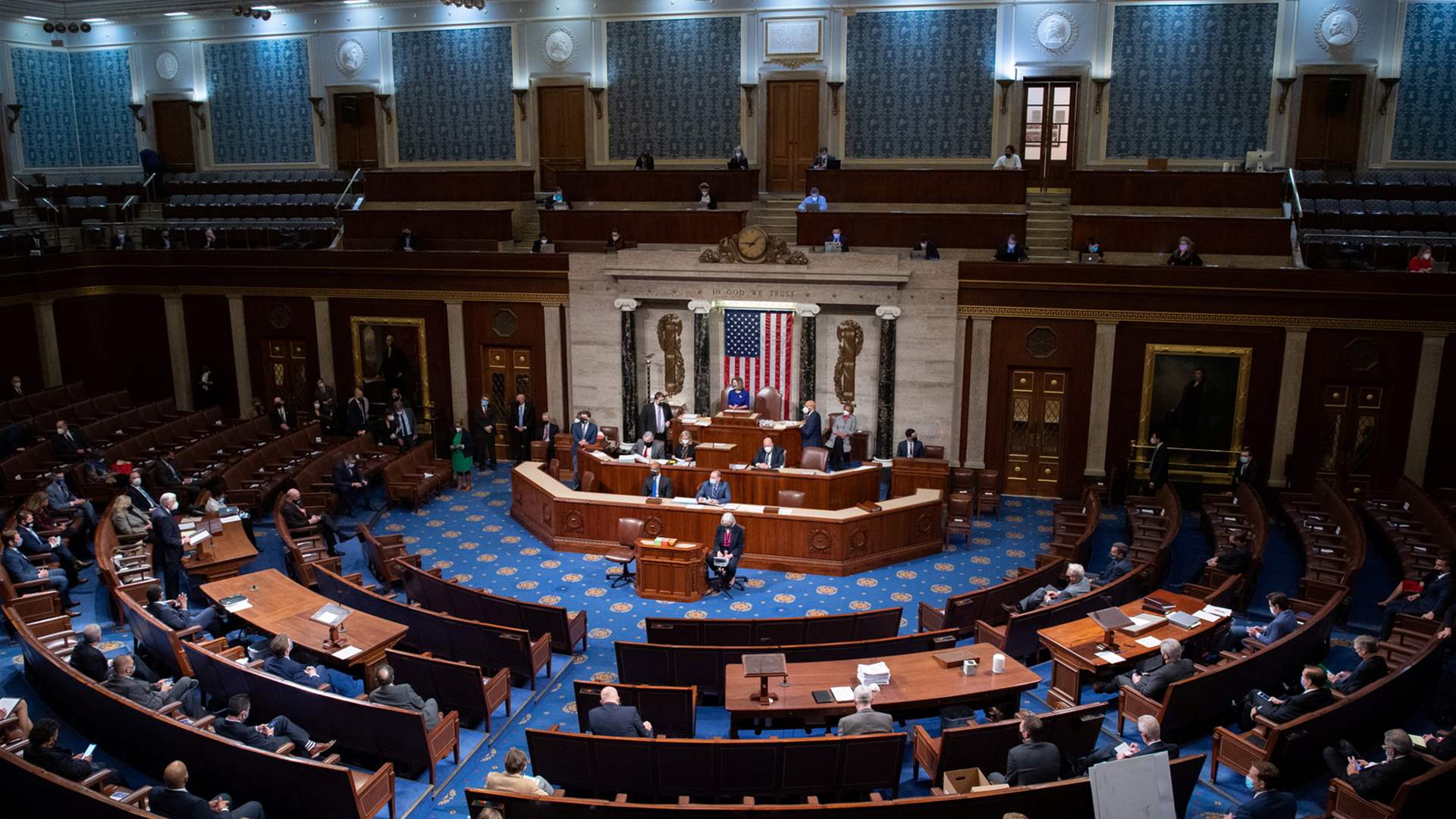 الكونغرس الأميركي يوافق على تمديد برنامج مراقبة خارجية يلقى انتقادات