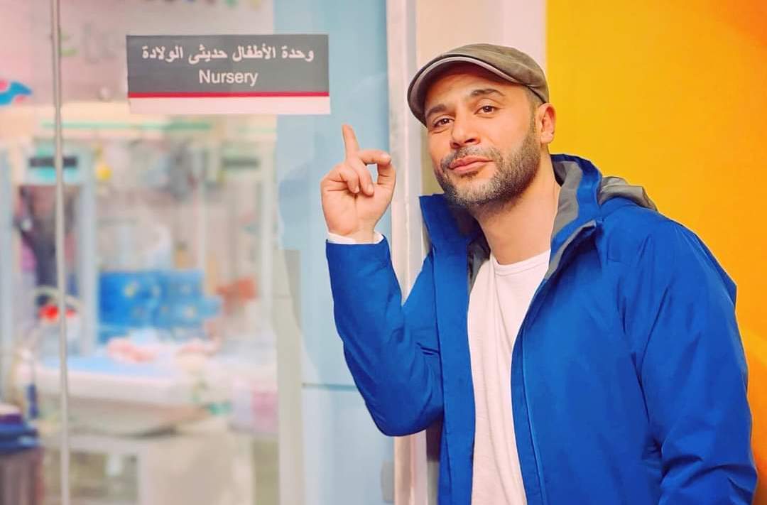 محمد إمام يستقبل مولوده الجديد: "الزعيم الصغنّن وصل"