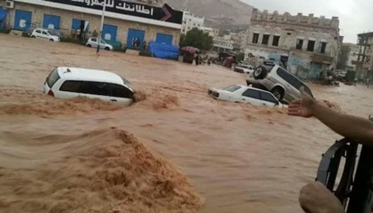 اليمن.. وفاة وإصابة 40 شخصاً بسبب الأمطار والسيول في المهرة