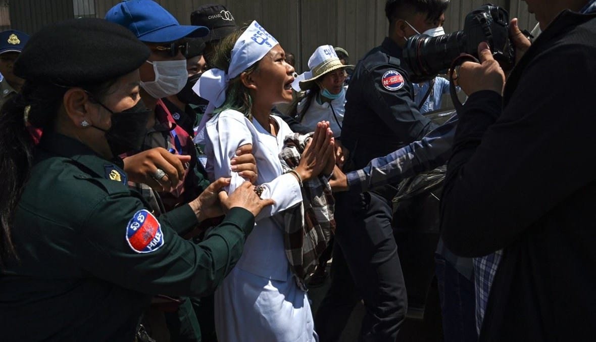 القضاء الكمبودي يصدر أحكاماً بالسجن بحق ناشطين في مجال البيئة