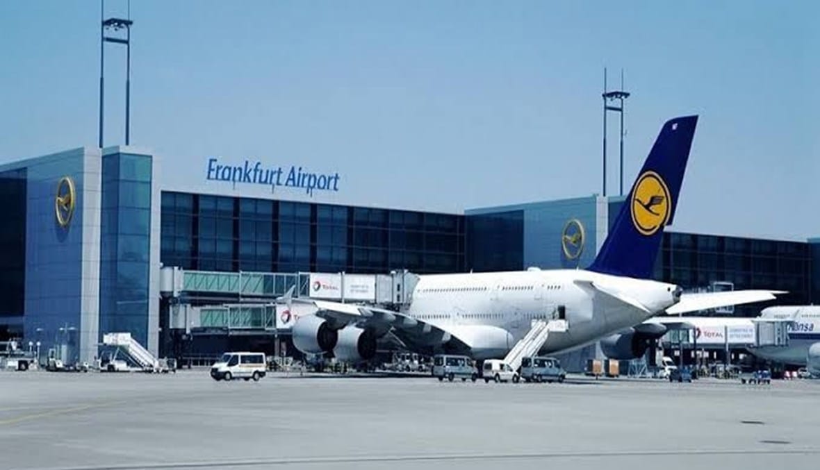 استئناف حركة الملاحة في مطار فرانكفورت بعد اقتحام ناشطين بيئيين المدرج