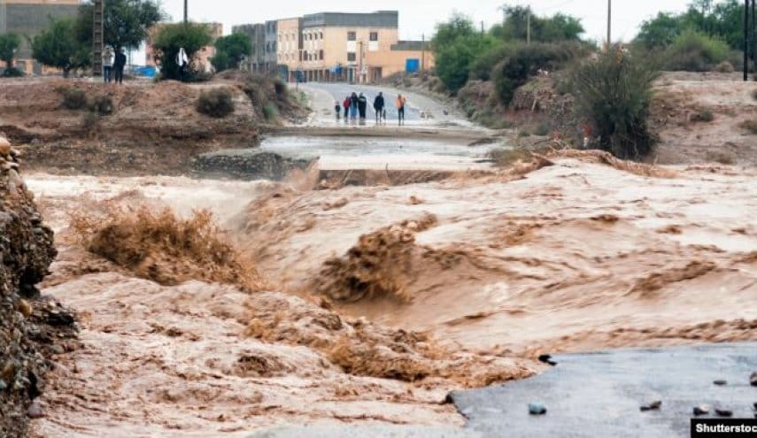 المغرب.. الفيضانات تتسبب بانهيار منازل وتضرر طرقات