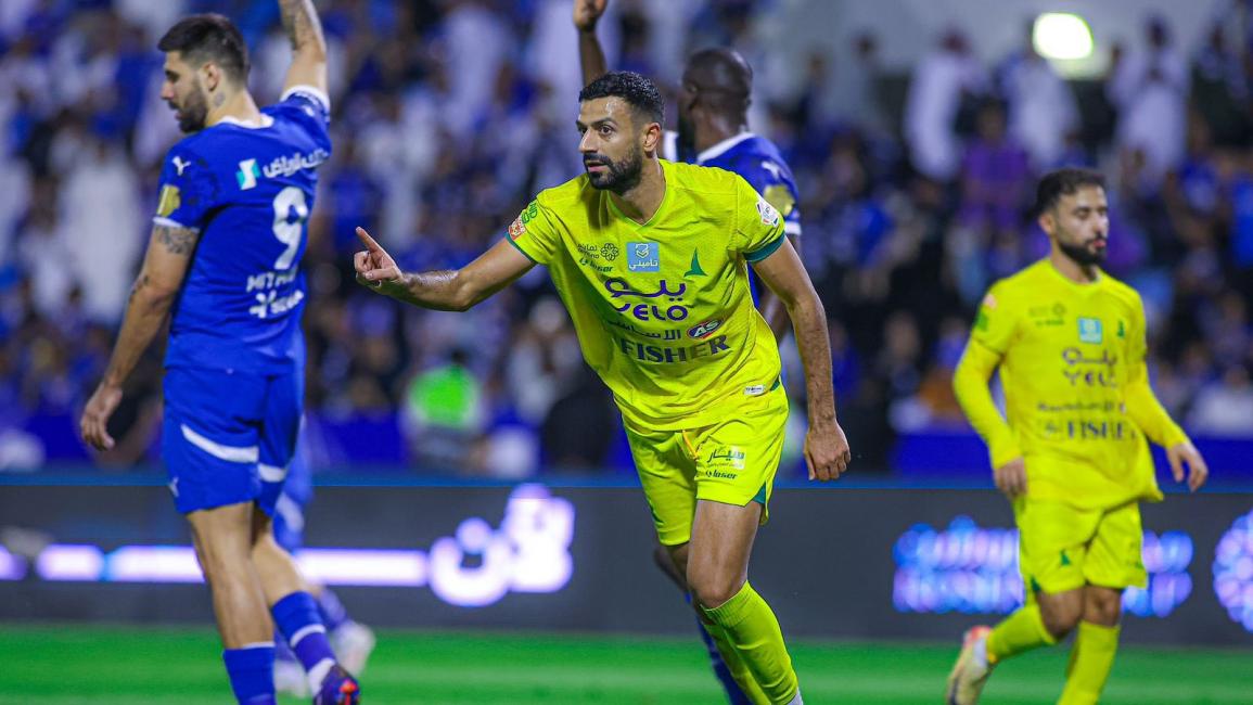 بعد عام ونصف..الخليج يطيح بـ الهلال في الدوري السعودي