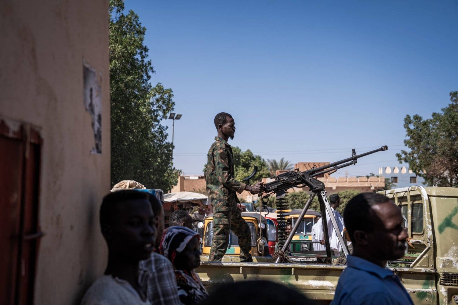 وزير خارجية فرنسا: الأزمة الإنسانية في السودان الأكبر في زمننا