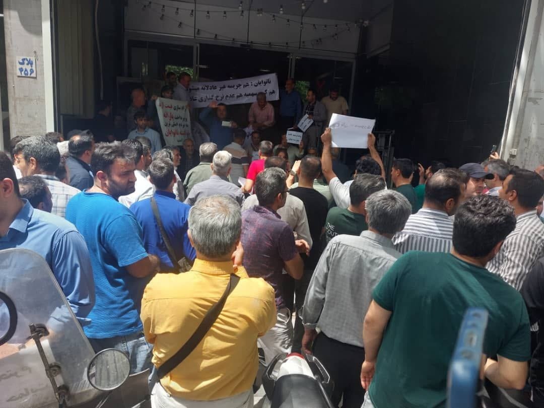 إيران: شعب ينهض لإسقاط النظام... بدعمٍ دولي من الكونغرس الأميركي والبرلمان الإسباني