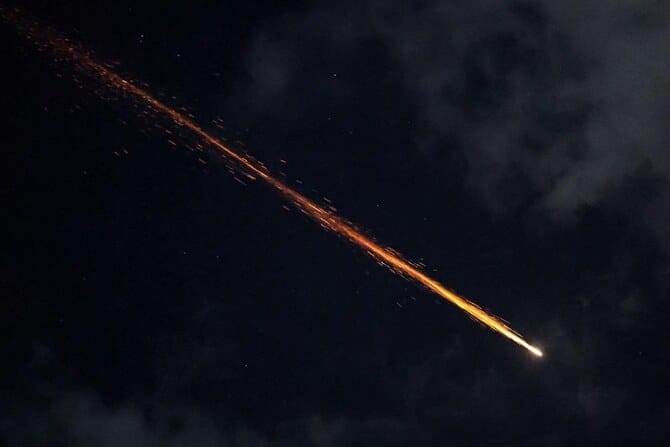 الجيش الإسرائيلي يعترض صاروخاً حوثياً انطلق من صعدة باليمن