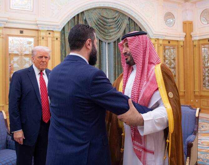 إعلان ترمب بشأن سوريا فاجأ مسؤولي العقوبات في وزارتي الخزانة والخارجية