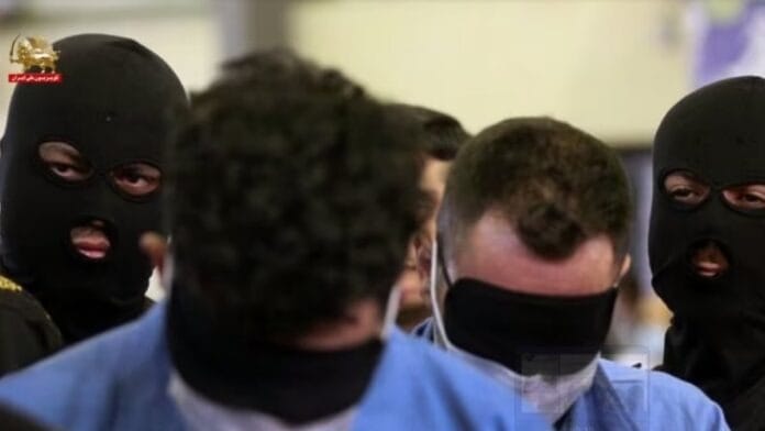 النظام الإيراني يواجه تمرداً داخلياً وحملة اعتقالات واسعة: واقع متصاعد وأفق الحل الثالث