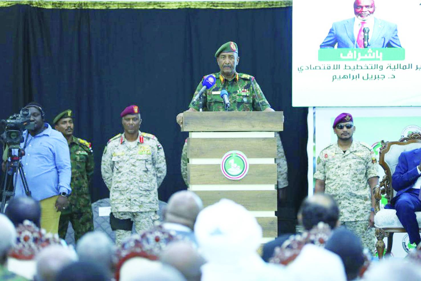 المسيرات تعود إلى أجواء بورتسودان.. ومضادات الجيش تتصدى