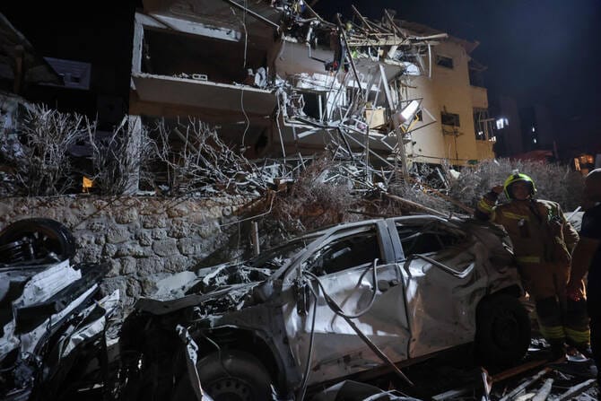 إيران تعلن استهداف منشآت تزوّد بالوقود للطائرات المقاتلة في إسرائيل