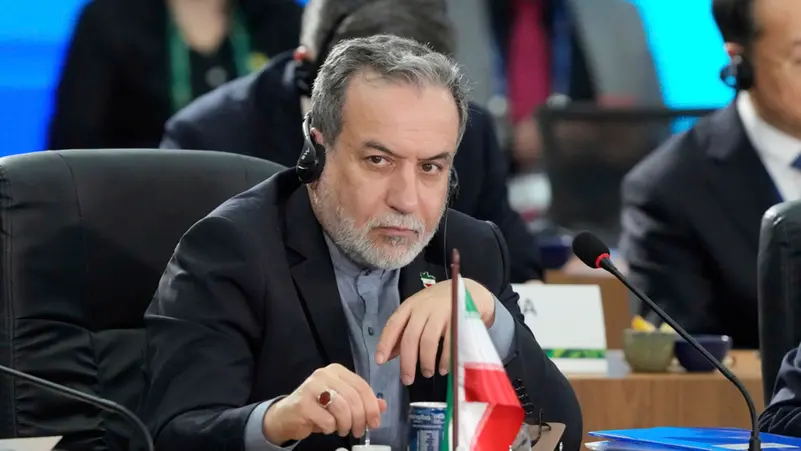 طهران تتمسك بموقفها: لا تنازل عن تخصيب اليورانيوم