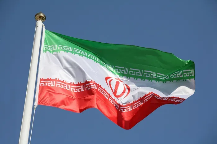 إيران تُصعّد لهجتها: تحذير أوروبي من نهج «مدمر»