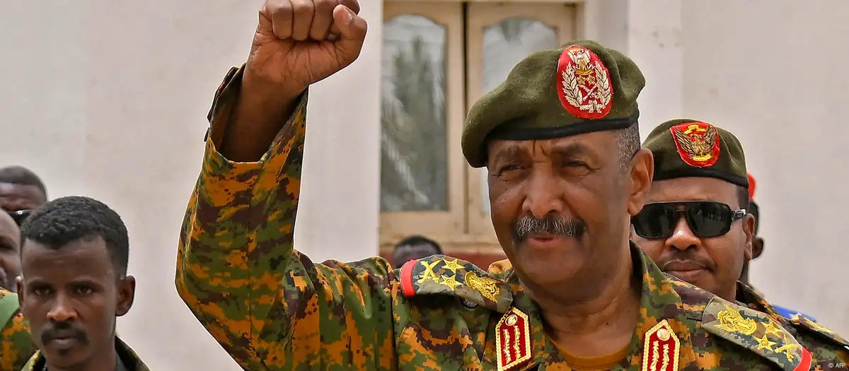 إعادة ترتيب الجيش السوداني.. خطوة جديدة لتعزيز نفوذ البرهان