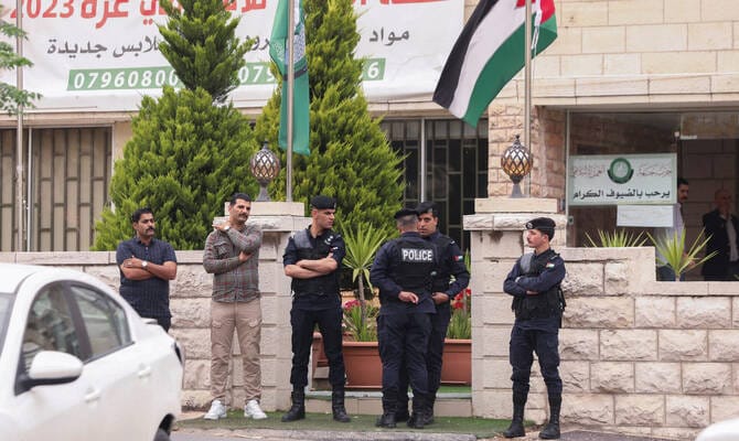 الأردن يوقف أشخاصاً في اجتماع مرتبط بجماعة "الإخوان"