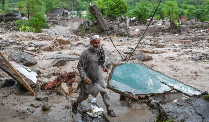 باكستان تسابق الزمن لإنقاذ 1.6 مليون شخص من الفيضانات