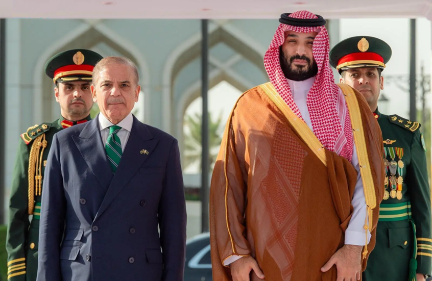 السعودية وباكستان توقعان اتفاقية الدفاع الاستراتيجي المشترك