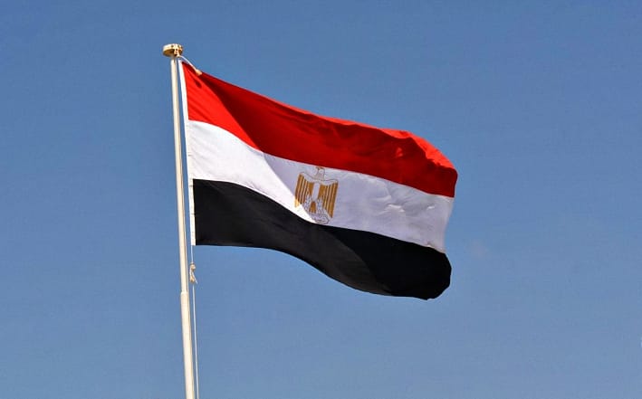 مصر تدعو الأطراف للالتزام بخطة ترامب عقب رد حماس