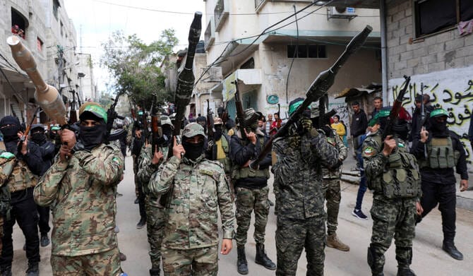 "حماس" تؤكد "التزامها" باتفاق وقف إطلاق النار و"حرصها" على تسليم جثامين الرهائن