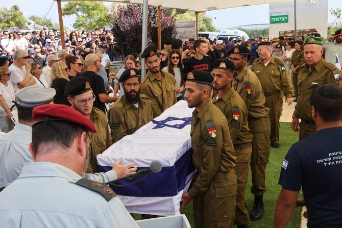 إسرائيل: حماس تماطل بتسليم الجثث وستدفع الثمن