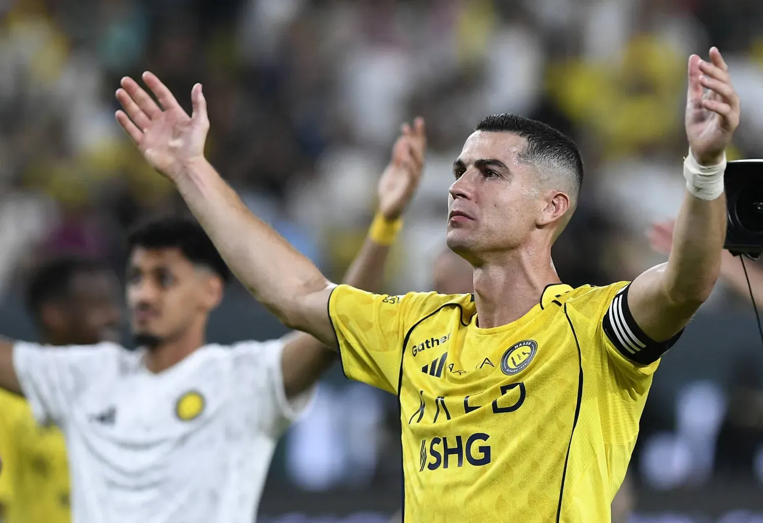 رونالدو يلمّح لنهاية مشواره: سأغادر الملاعب قريباً