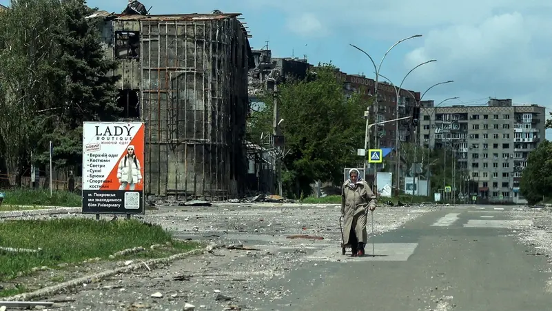 الحرب تحتدم بين روسيا وأوكرانيا.. انفجارات وتدمير مسيرات