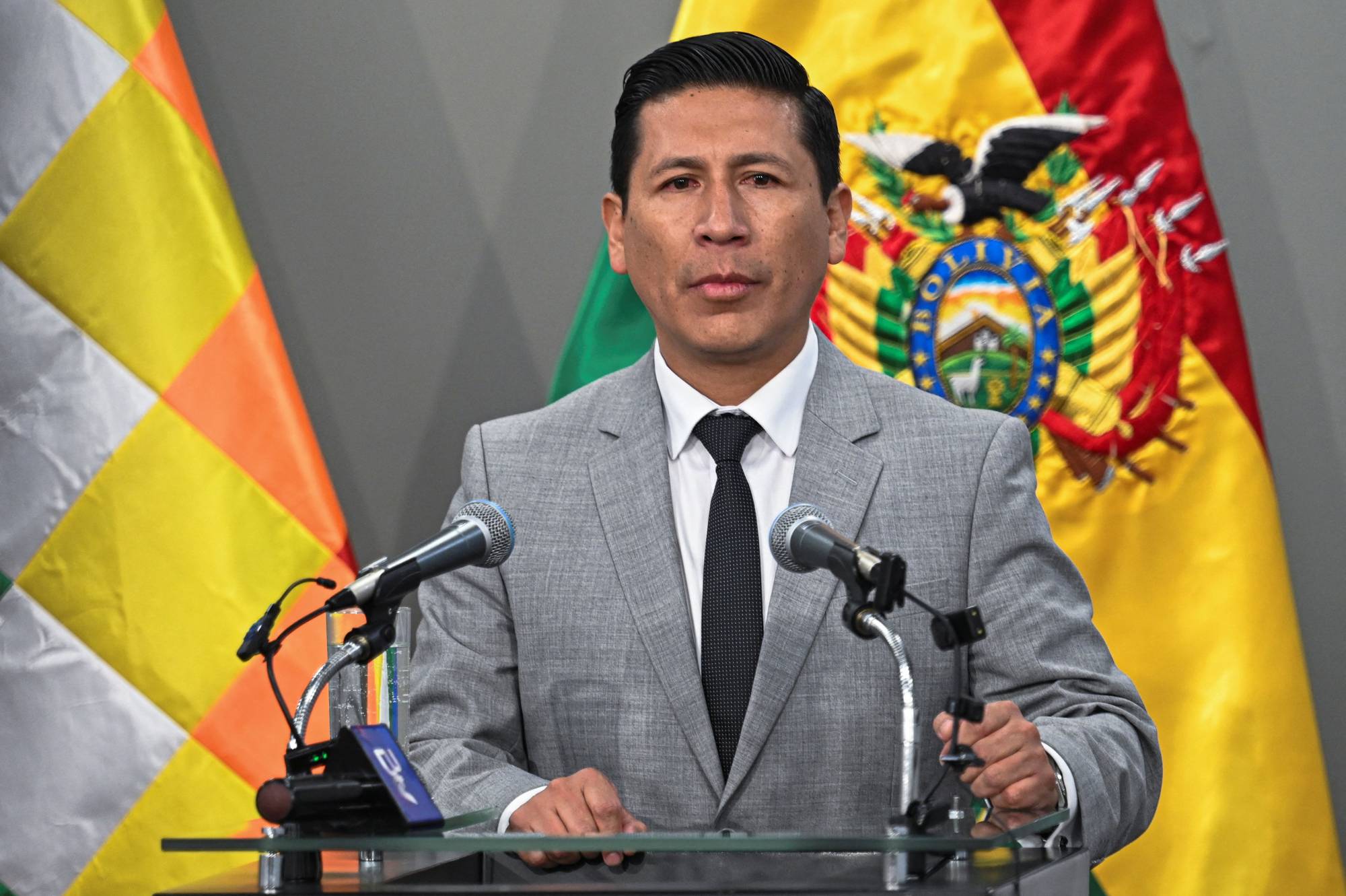 الرئيس البوليفي يلغي وزارة العدل بعد ساعات من إقالته وزيرها