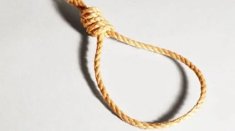 جريمة صادمة في ديالى: نجل مسؤول يقتل والده ثم يُنهي حياته