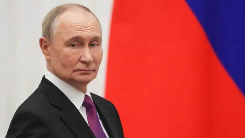 بوتين يتفقد الجبهة والقوات الروسية تسيطر على بوكروفسك