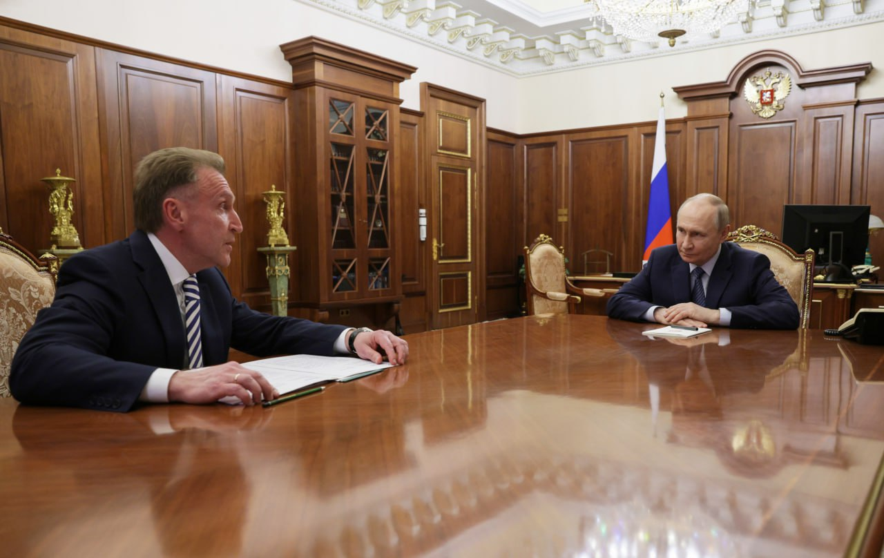 موسكو: لقاء بوتين بالوفد الأميركي "مثمر".. ولكن!