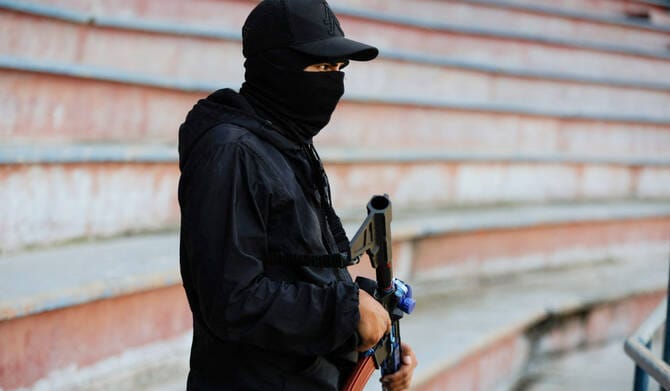 فنزويلا تطلق سراح أميركيين من سجونها و«إكس» تعود إلى البلاد